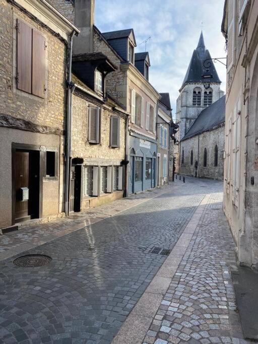 Le Petit Martial - Coeur De Ville,Refait A Neuf,Tout Equipe, Parking Châteauroux 외부 사진